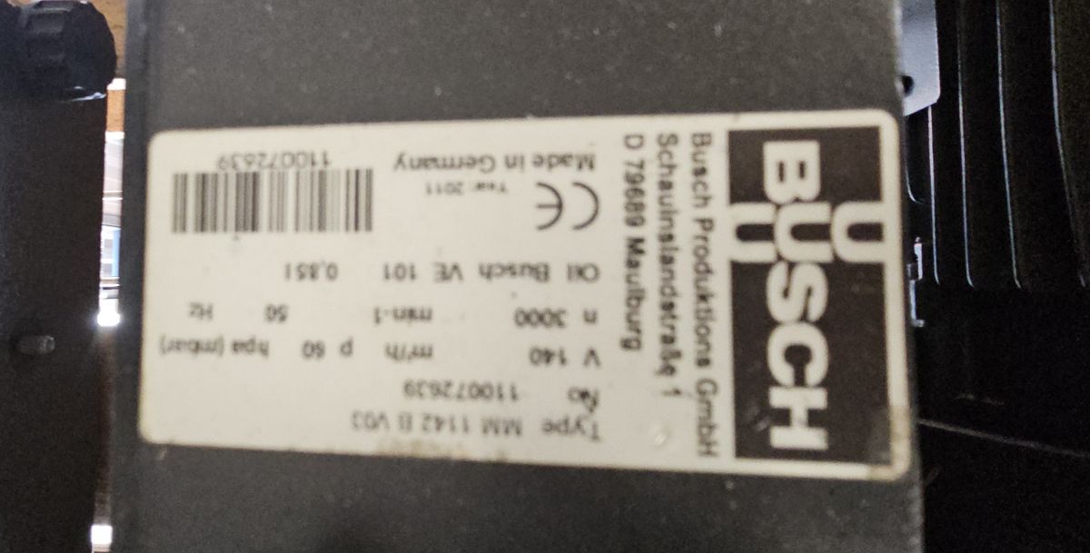 BUSCH MM1142 BV vakuumpumpe Brukt